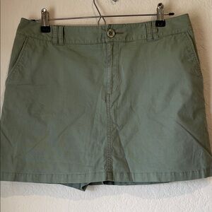 Dockers Women's Green Skort